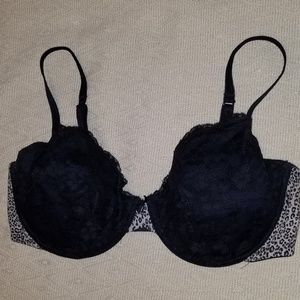VS 38DD BRA W/ OUT PADS
